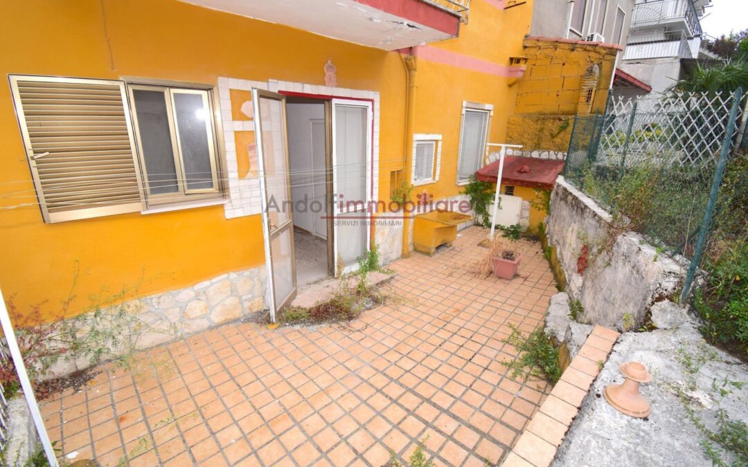 GAETA VIA SANT’AGOSTINO. APPARTAMENTO PIANO TERRA DA RISTRUTTURARE