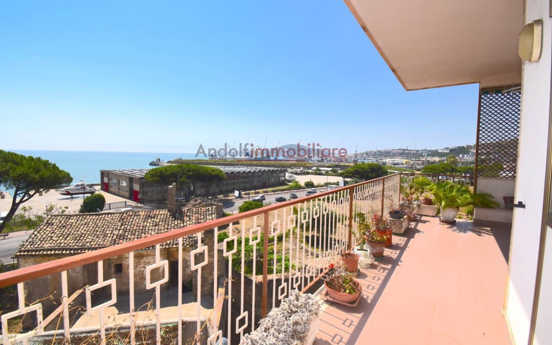 GAETA BELVEDERE CONCA.APPARTAMENTO PANORAMICO CON P.AUTO